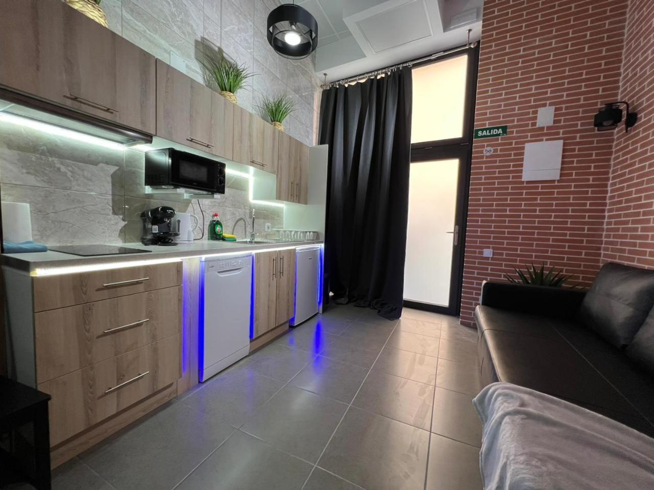 Carcaixent 24 Lejlighedshotel Valencia Eksteriør billede